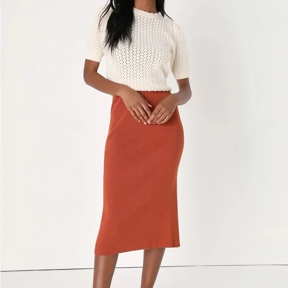 Ivory Crochet Cutout Short Sleeve Sweater Top - Picture 3 of 4